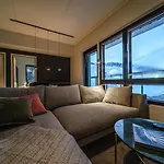 Slopeside Bliss C21 Center By Aavalevi * レヴィ