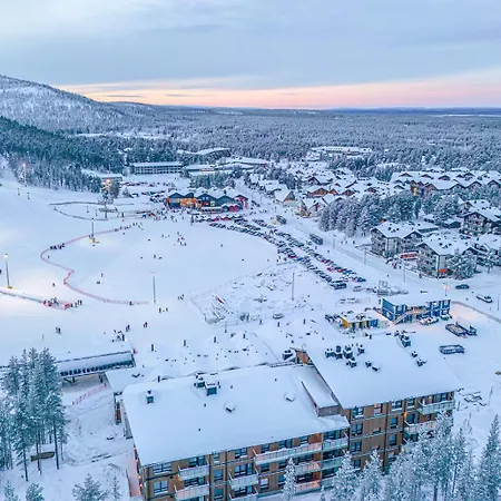 Slopeside Bliss Center By Aavalevi * Levi