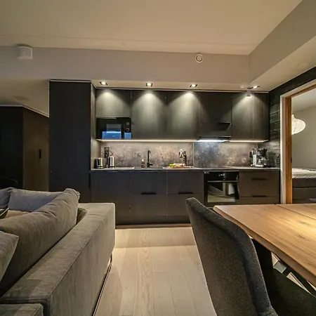 Slopeside Bliss Center By Aavalevi Διαμέρισμα *