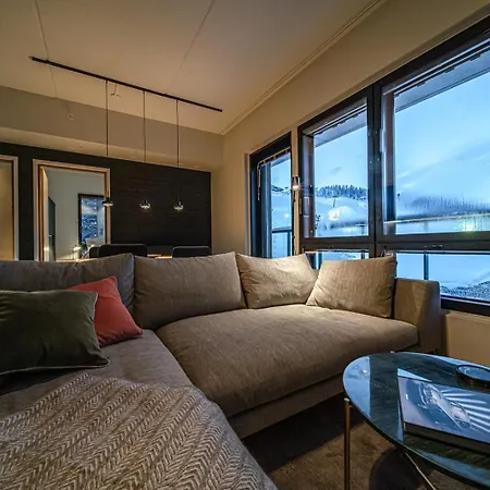 Slopeside Bliss Center By Aavalevi * Levi