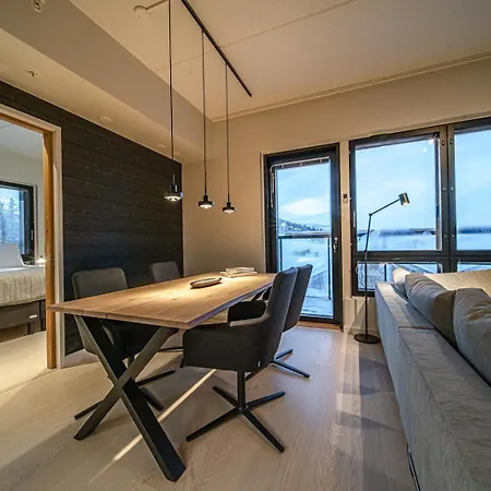 Slopeside Bliss Center By Aavalevi Apartman *