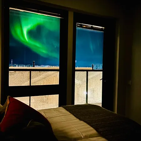 Slopeside Bliss Center By Aavalevi Apartman *